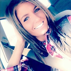 Meet your Posher, Roxanne